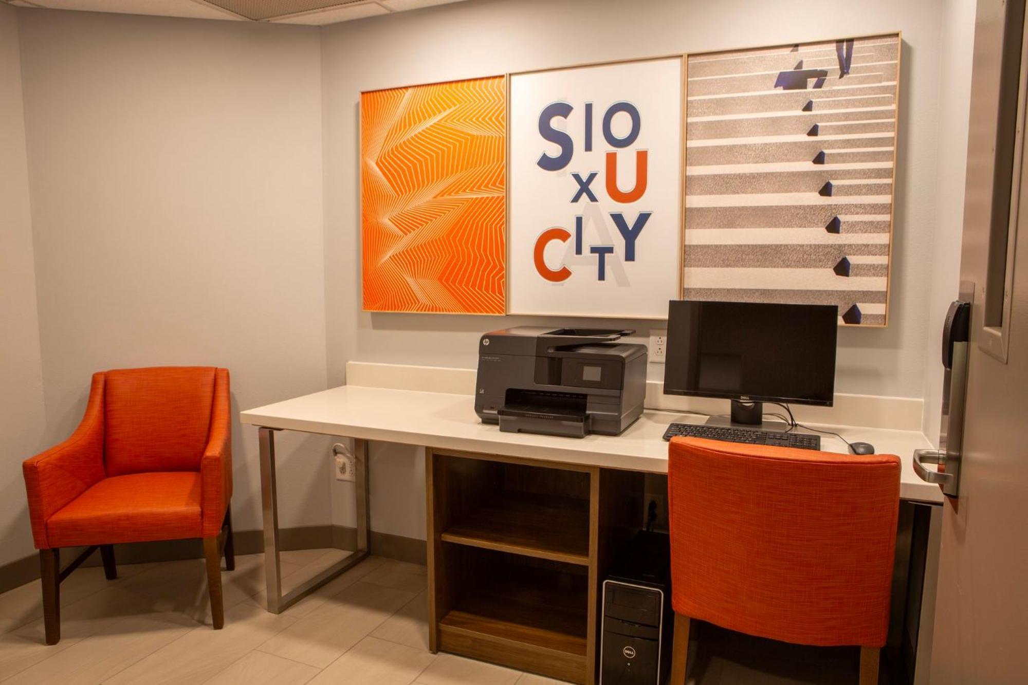 Holiday Inn Express & Suites Sioux City-South By Ihg Ngoại thất bức ảnh