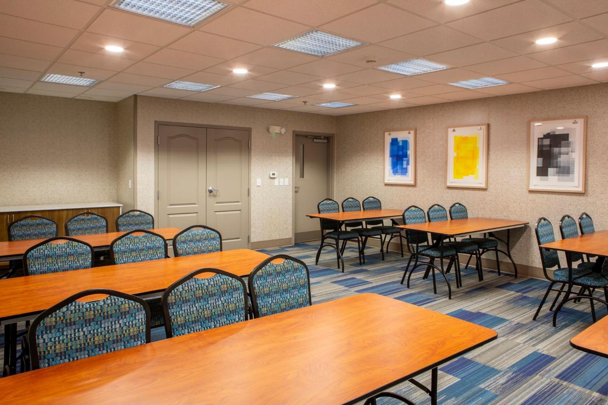 Holiday Inn Express & Suites Sioux City-South By Ihg Ngoại thất bức ảnh