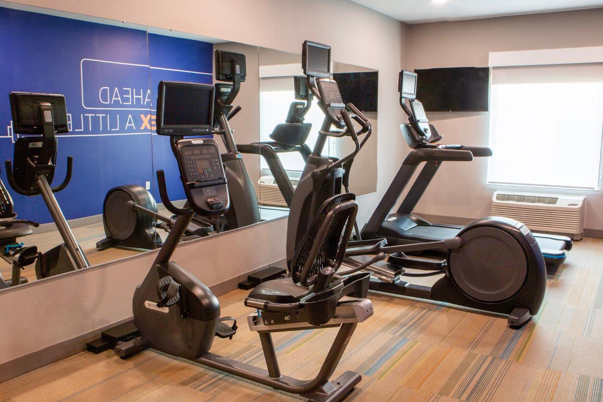 Holiday Inn Express & Suites Sioux City-South By Ihg Ngoại thất bức ảnh